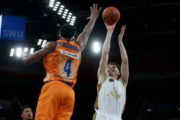 策略和拦网 策略和拦网